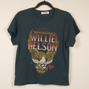 Daydreamer Willie Nelson Graphic Shirt Womens Medium Gray Eagle